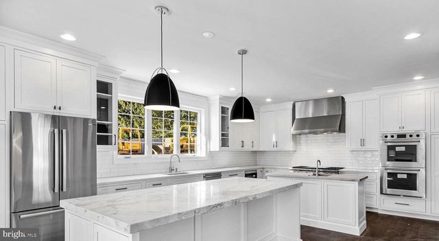 TRANSITION AT SPRING MILL, Conshohocken, PA 19428