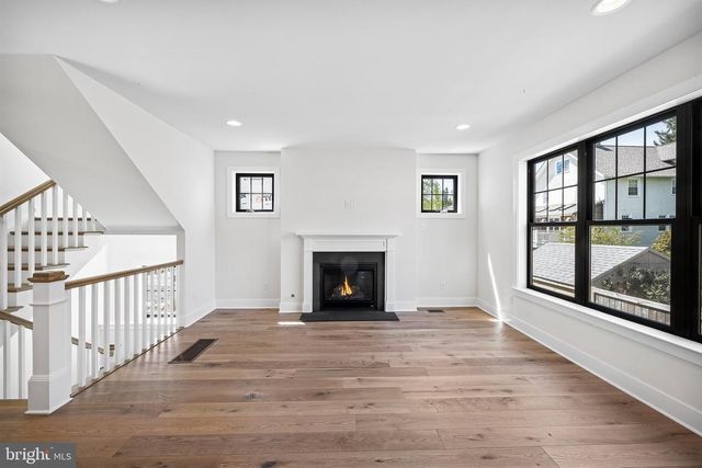 TRANSITION AT SPRING MILL, Conshohocken, PA 19428