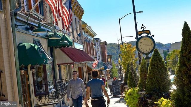 TRANSITION AT SPRING MILL, Conshohocken, PA 19428