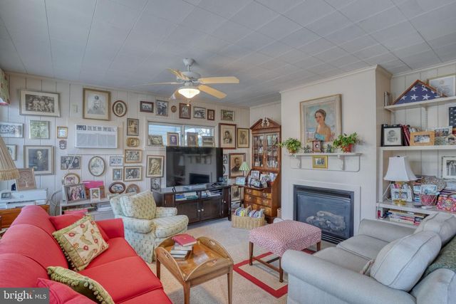 112 THE STRAND, New Castle, DE 19720