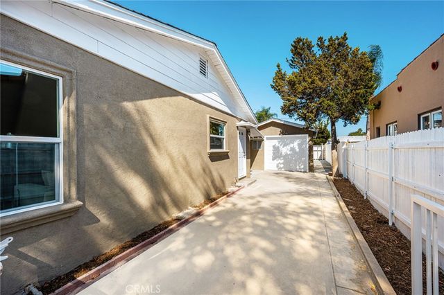 628 S Helena Street, Anaheim, CA 92805