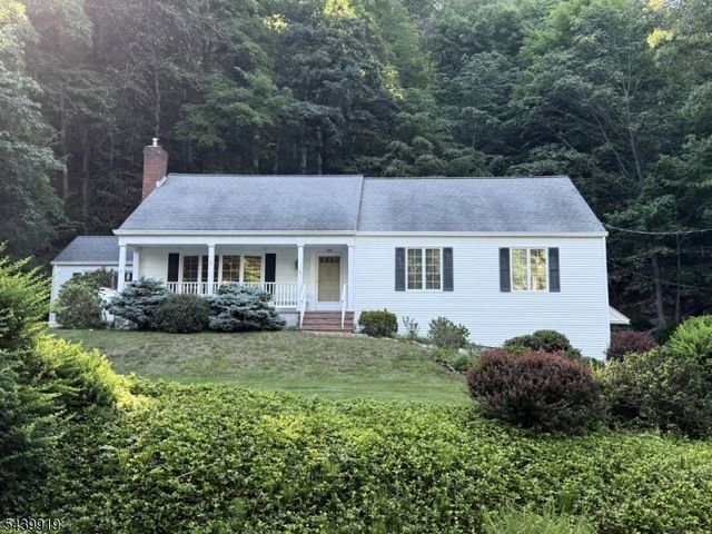 50 Rockledge Rd, Montville Twp., NJ 07045