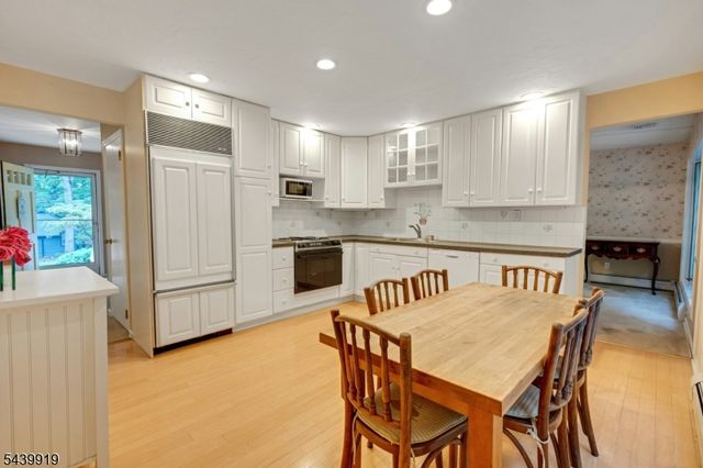 50 Rockledge Rd, Montville Twp., NJ 07045