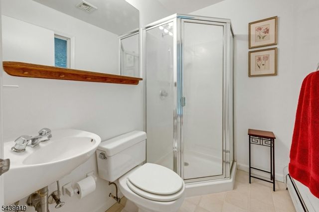 50 Rockledge Rd, Montville Twp., NJ 07045