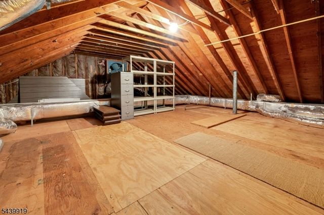 50 Rockledge Rd, Montville Twp., NJ 07045