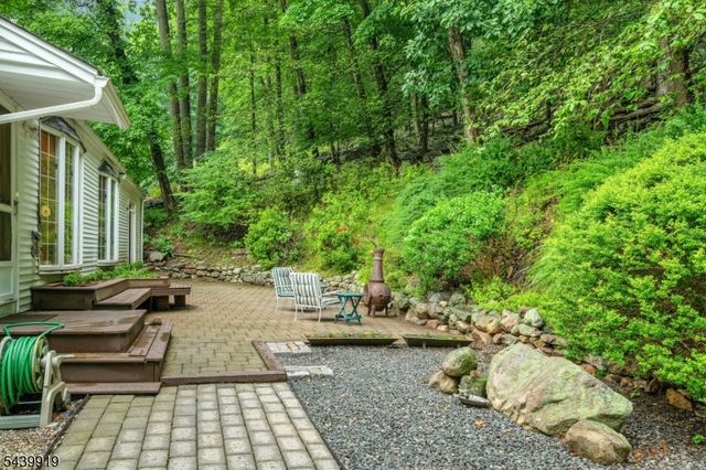 50 Rockledge Rd, Montville Twp., NJ 07045