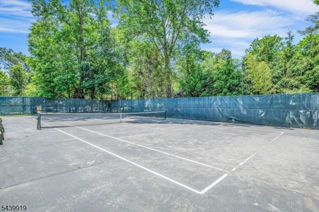 50 Rockledge Rd, Montville Twp., NJ 07045