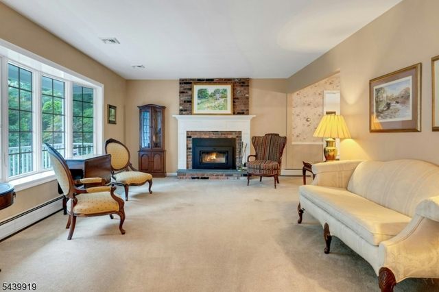 50 Rockledge Rd, Montville Twp., NJ 07045