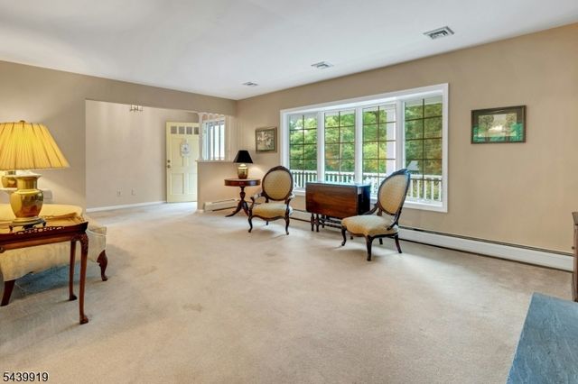 50 Rockledge Rd, Montville Twp., NJ 07045