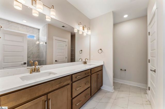 100 Saratoga Oaks Street, Williamston, SC 29697