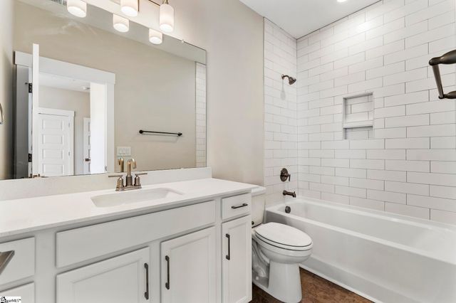 100 Saratoga Oaks Street, Williamston, SC 29697