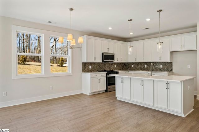 100 Saratoga Oaks Street, Williamston, SC 29697