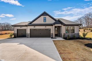 100 Saratoga Oaks Street, Williamston, SC 29697