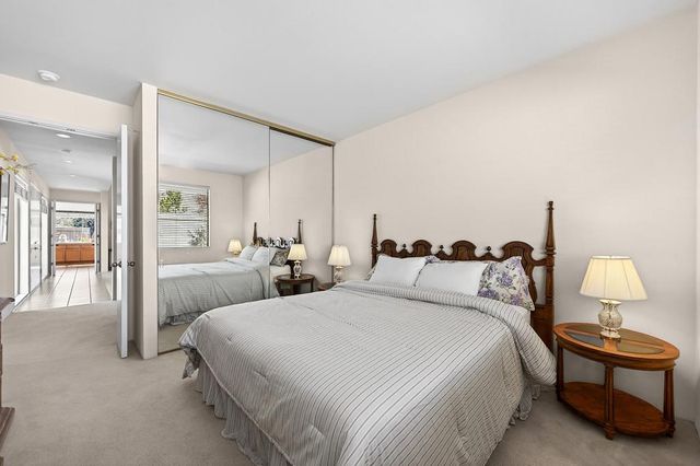 2046 Texas Bar Ct, Gold River, CA 95670