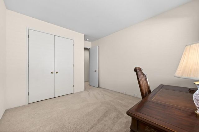 2046 Texas Bar Ct, Gold River, CA 95670