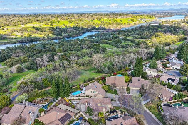 2046 Texas Bar Ct, Gold River, CA 95670