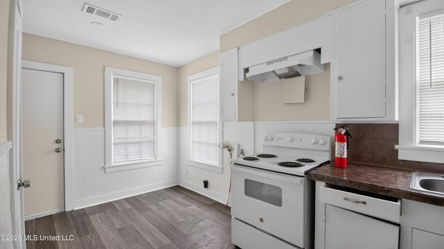 4894 Sheridan Drive, Jackson, MS 39206