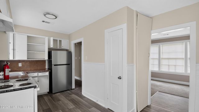 4894 Sheridan Drive, Jackson, MS 39206