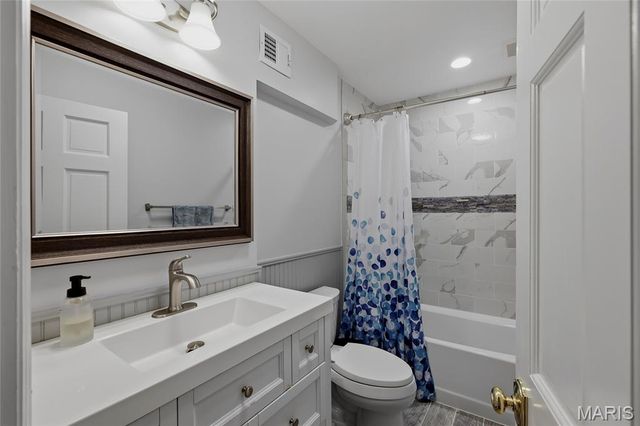 986 Glenbrook Avenue, Glendale, MO 63122