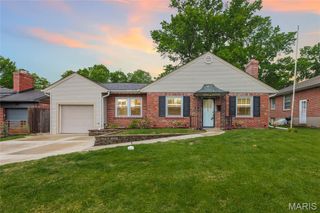 986 Glenbrook Avenue, Glendale, MO 63122