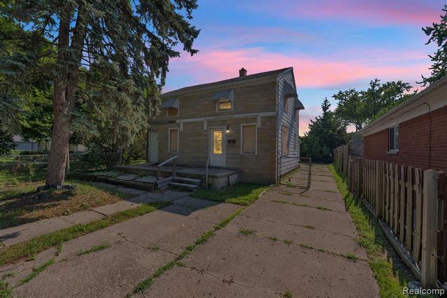 5365 Campbell Street, Dearborn Heights, MI 48125
