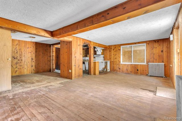 5365 Campbell Street, Dearborn Heights, MI 48125