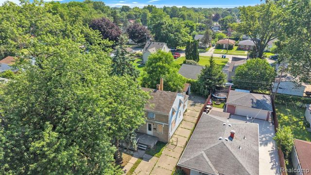 5365 Campbell Street, Dearborn Heights, MI 48125