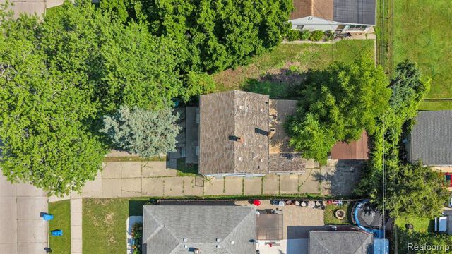 5365 Campbell Street, Dearborn Heights, MI 48125