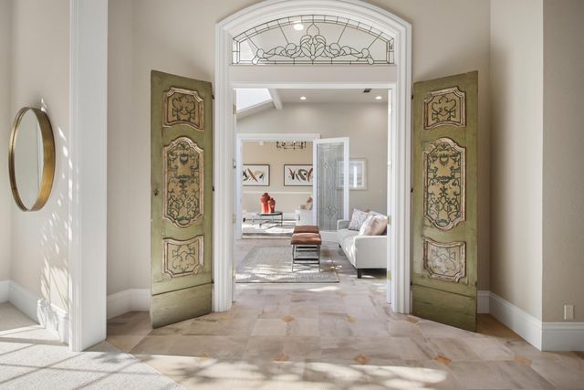 5001 Auburn Folsom Rd, Loomis, CA 95650