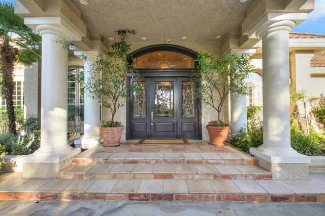 5001 Auburn Folsom Rd, Loomis, CA 95650