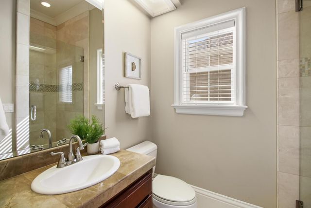 5001 Auburn Folsom Rd, Loomis, CA 95650