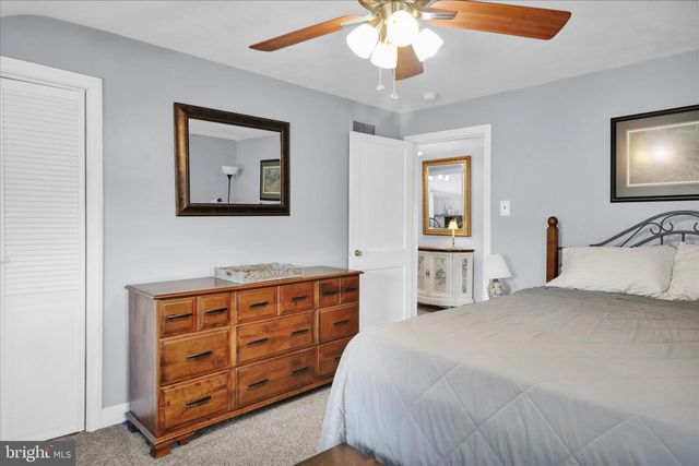 53 JACKSON DR, Lancaster, PA 17603