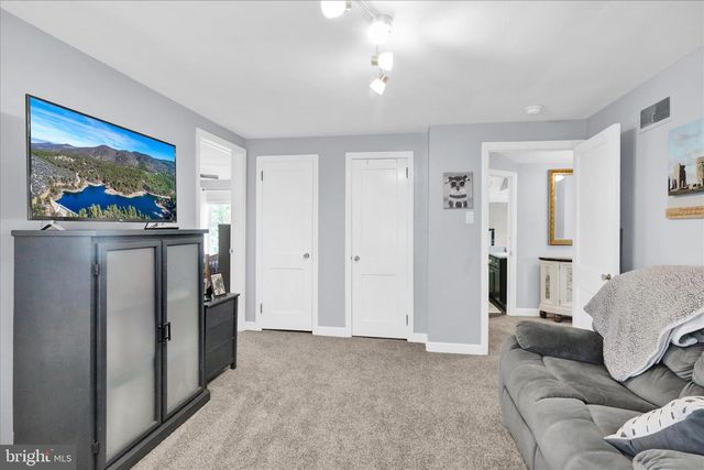53 JACKSON DR, Lancaster, PA 17603
