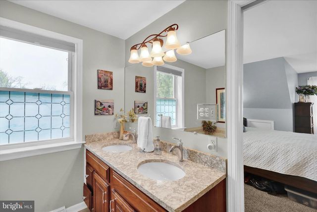 53 JACKSON DR, Lancaster, PA 17603