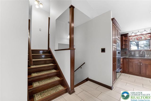 6404 Fir Road, Upper Macungie Twp, PA 18104