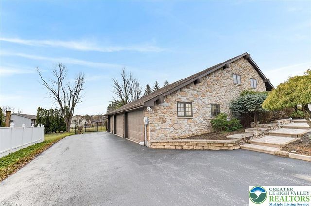 6404 Fir Road, Upper Macungie Twp, PA 18104