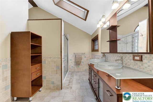 6404 Fir Road, Upper Macungie Twp, PA 18104