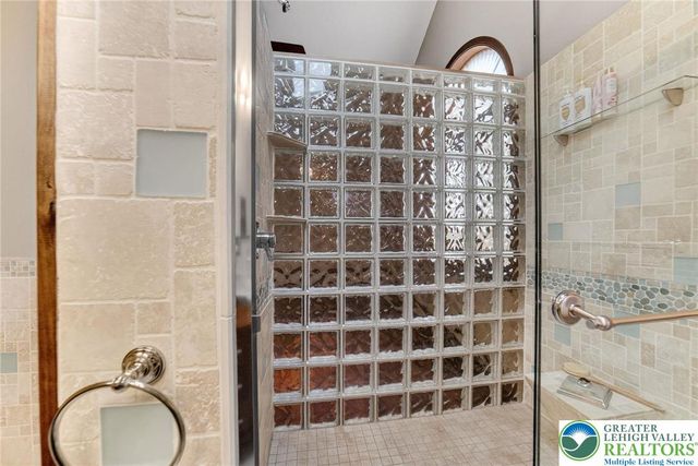 6404 Fir Road, Upper Macungie Twp, PA 18104