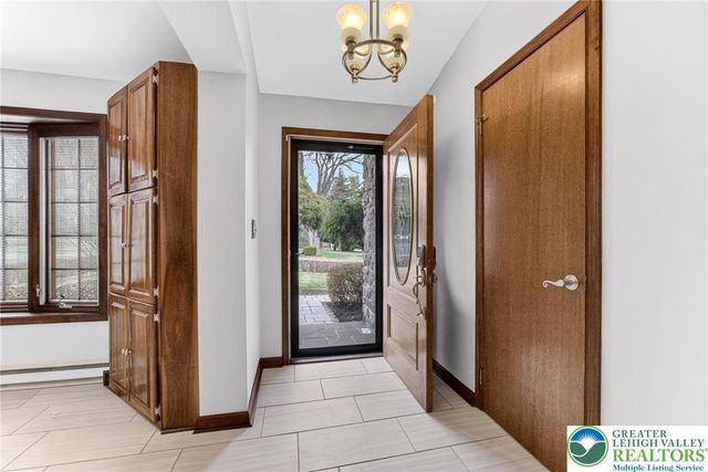 6404 Fir Road, Upper Macungie Twp, PA 18104