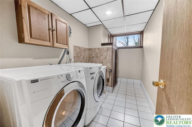 6404 Fir Road, Upper Macungie Twp, PA 18104