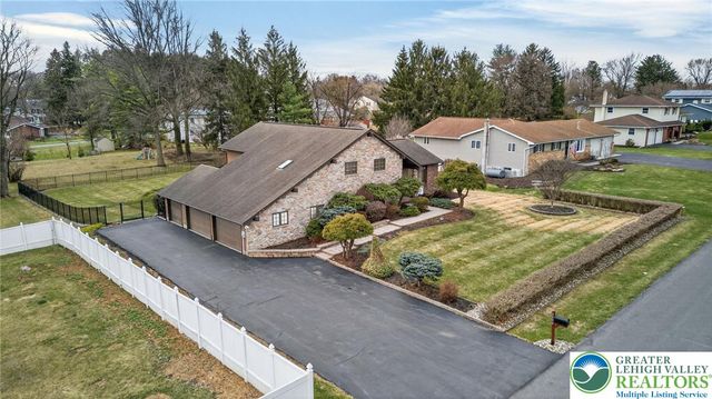 6404 Fir Road, Upper Macungie Twp, PA 18104