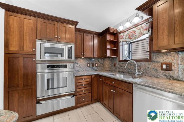 6404 Fir Road, Upper Macungie Twp, PA 18104