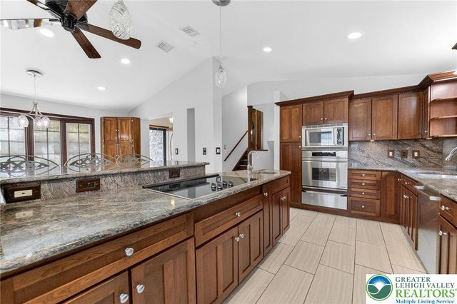 6404 Fir Road, Upper Macungie Twp, PA 18104