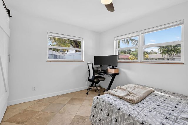 4540 SW 28th Terrace, Dania Beach, FL 33312