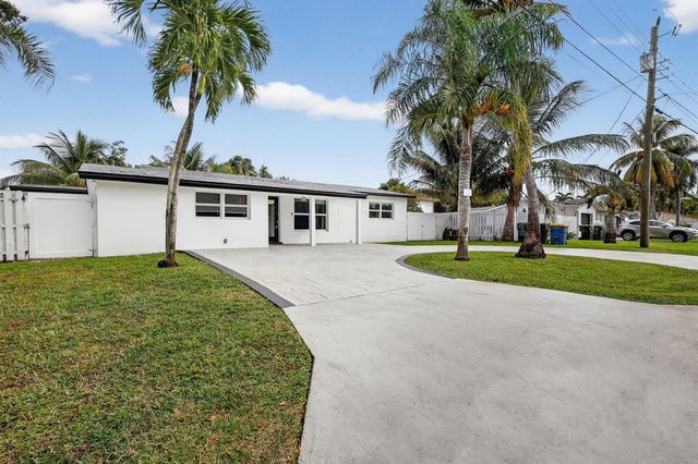 4540 SW 28th Terrace, Dania Beach, FL 33312