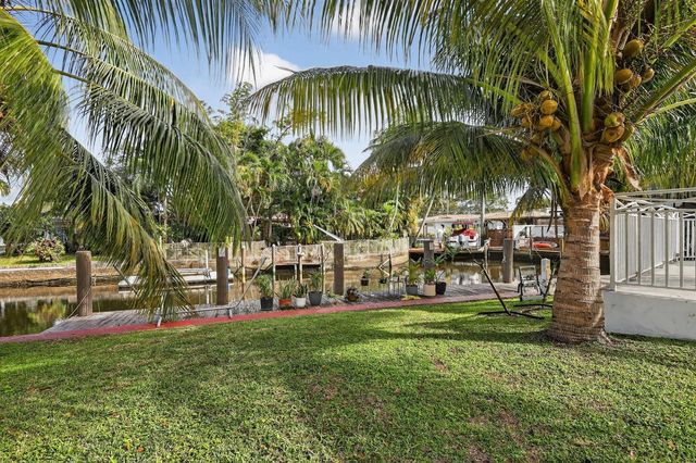 4540 SW 28th Terrace, Dania Beach, FL 33312