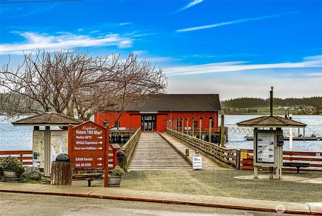 1006 NE Lindsay Street, Coupeville, WA 98239