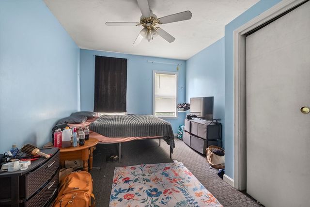 1438 Somerset Ave, Taunton, MA 02780