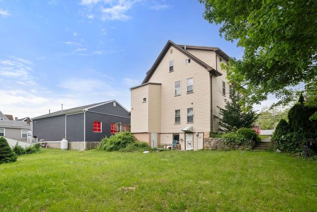 1438 Somerset Ave, Taunton, MA 02780