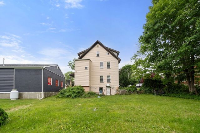 1438 Somerset Ave, Taunton, MA 02780
